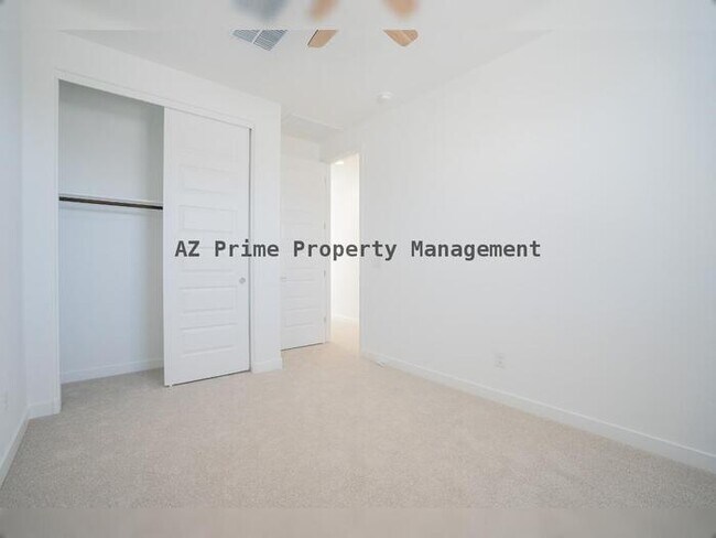 Building Photo - 2942 N 98th Ln