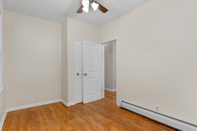 Building Photo - 120 W 45th St