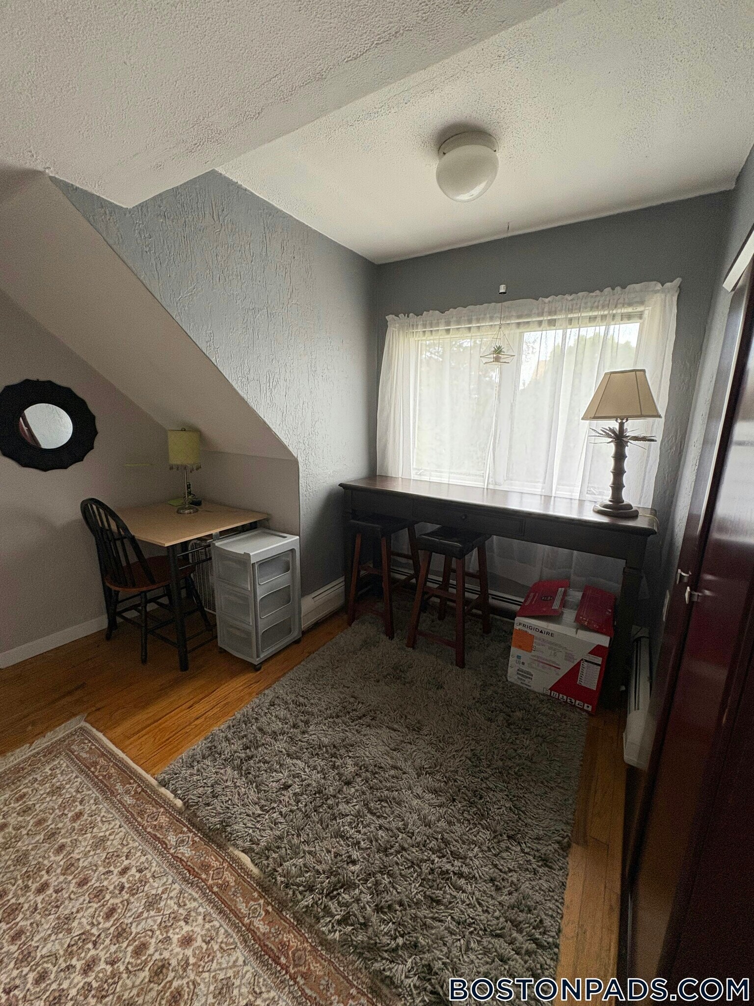 Building Photo - 370 Main St