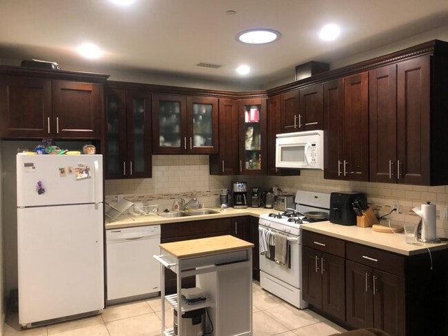 Building Photo - 1959 20th St