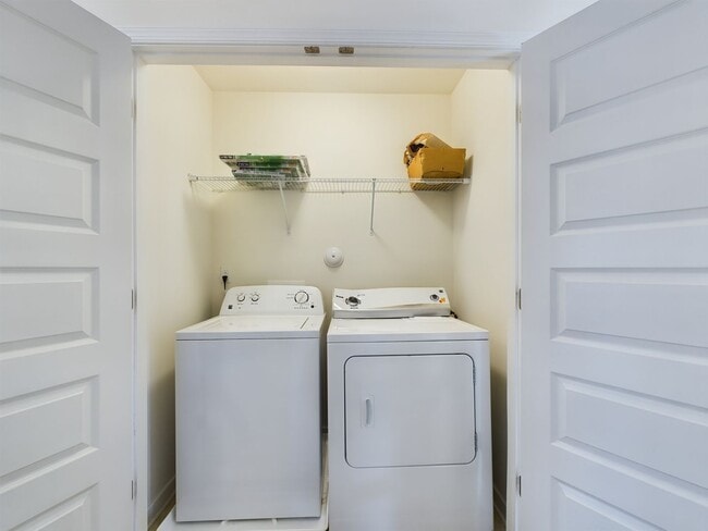 Building Photo - 6127 Buntline Ln