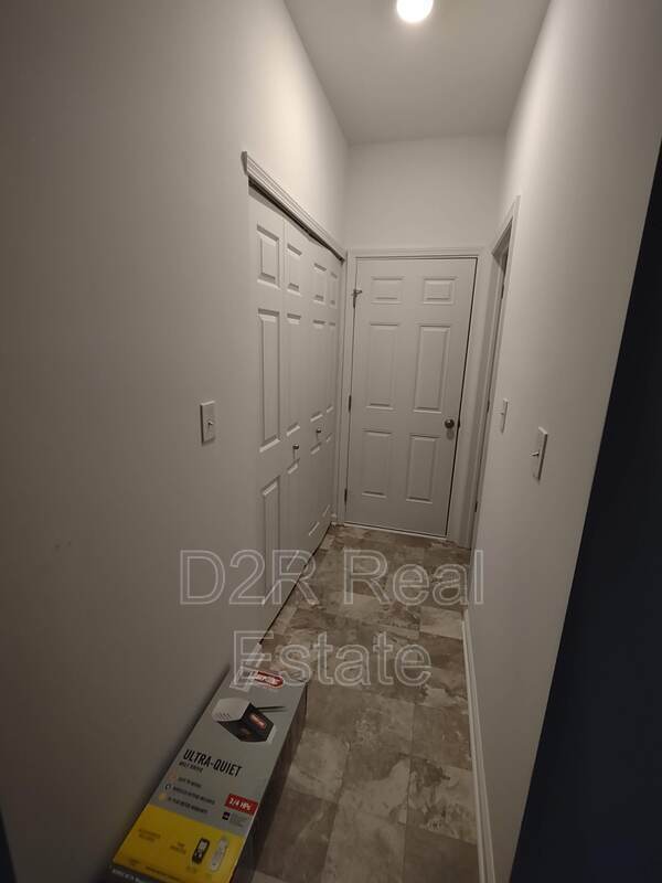 Building Photo - 1199 Saticoy Ct