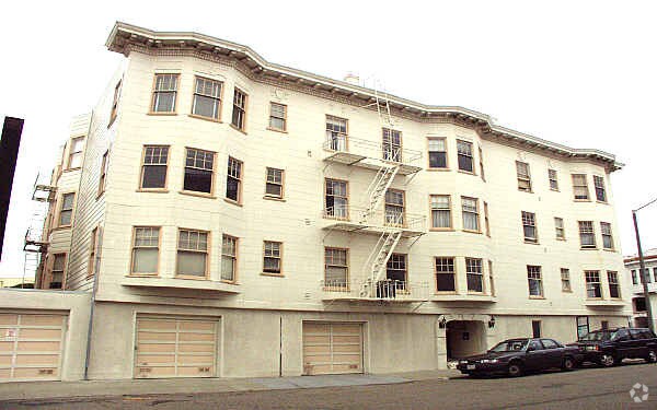 Building Photo - 2 Toledo Way