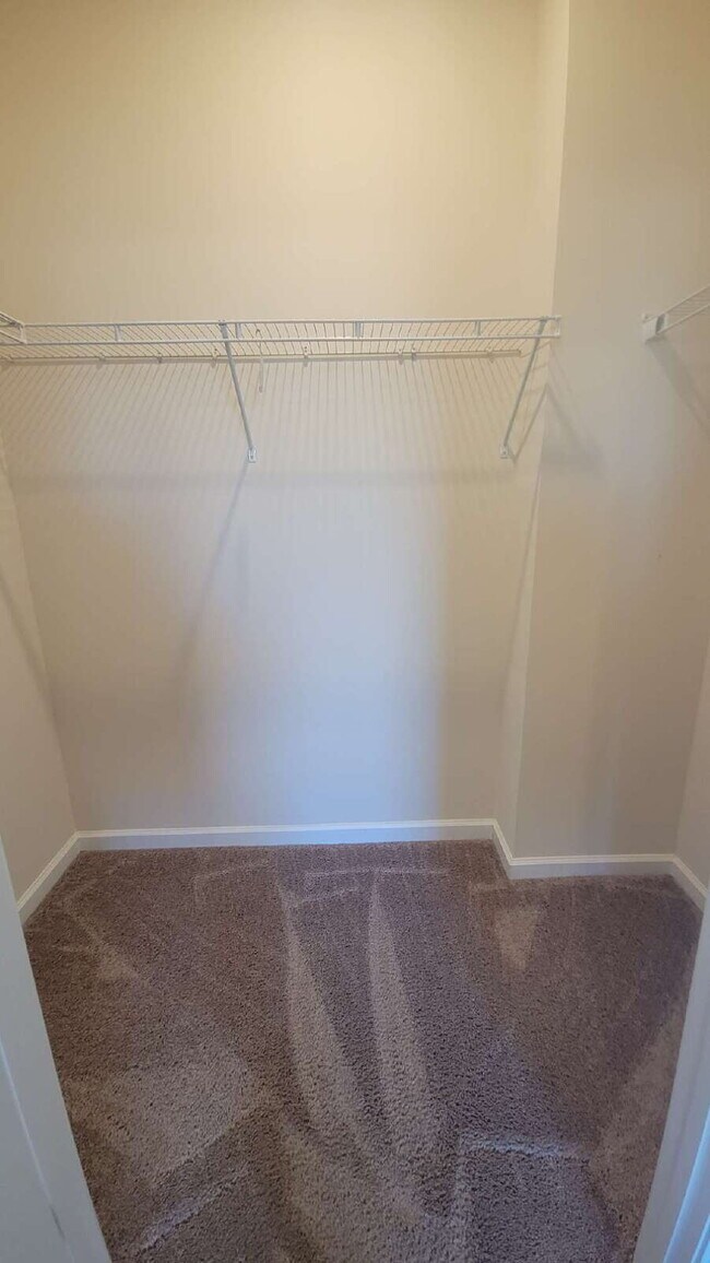 Building Photo - Section 8 Welcome!!!  "Charming 3-Bed Oasis with Granite Elegance in Harvest – 1,501 Sq Ft of Com...