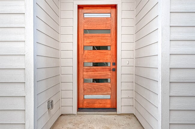 Building Photo - 3503 Anita St