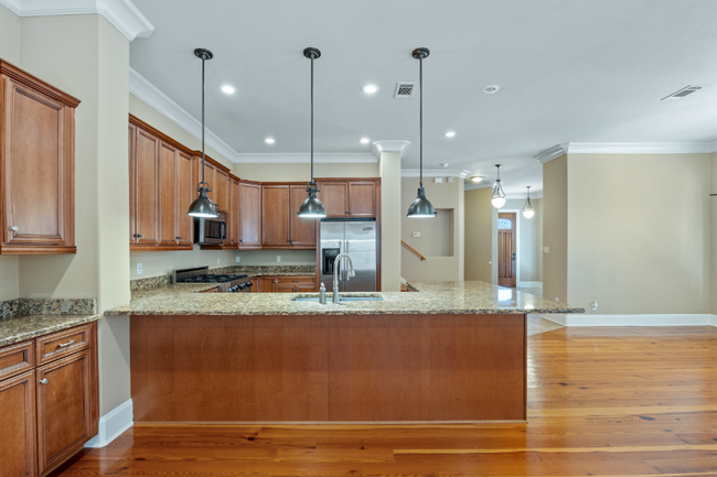 Building Photo - 1836 Ashley Hall Way