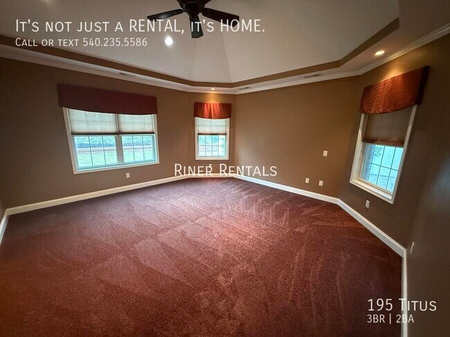 Building Photo - 195 Titus-