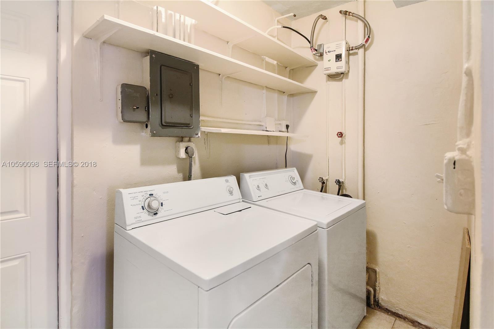 Building Photo - 270 NE 142nd St