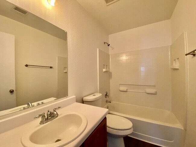 Building Photo - 6608 Ferrystone Pass