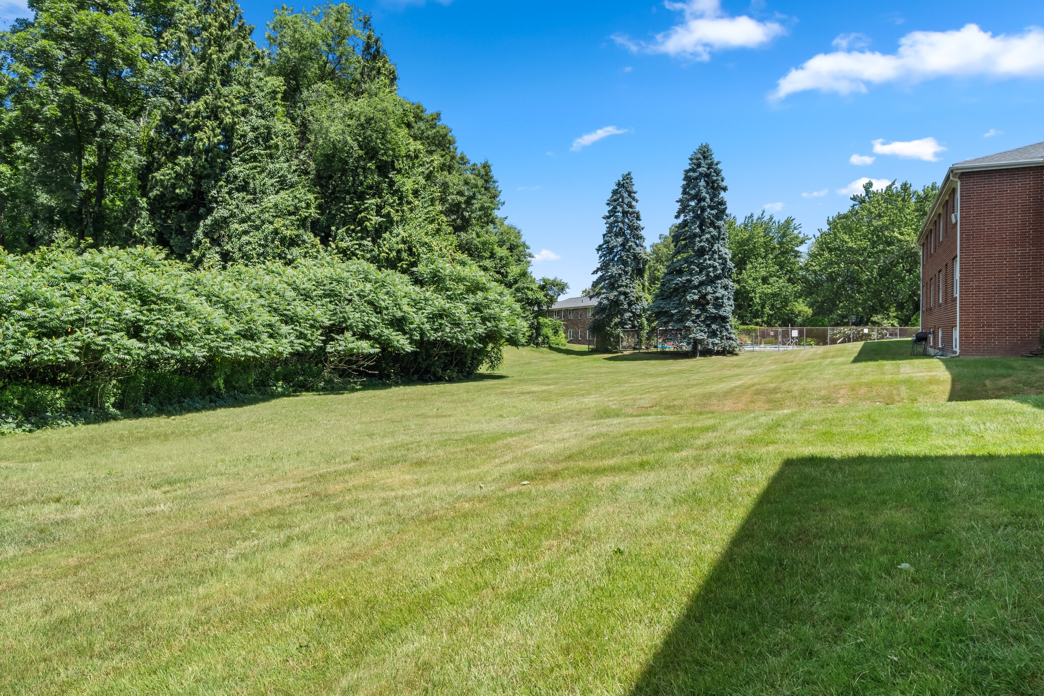 Building Photo - 13 Myles Standish Dr