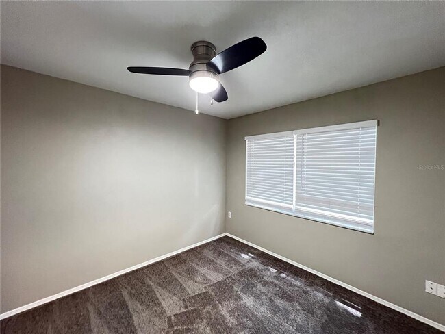 Building Photo - 1357 Woodwind Dr