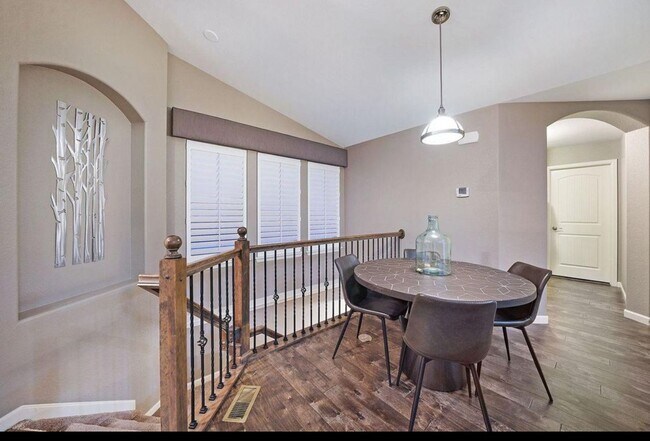 Building Photo - FULLY FURNISHED Northgate 3 Bed & Office near AFA