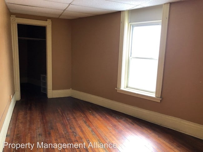 Building Photo - 315-327 N Salina St