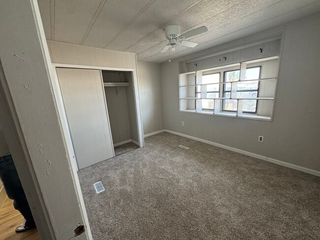 Building Photo - 13322 W County Rd 124