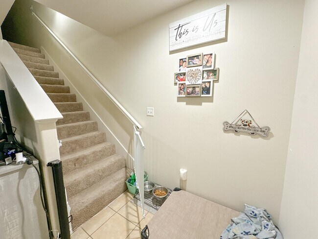 Building Photo - 5418 Montevista Dr