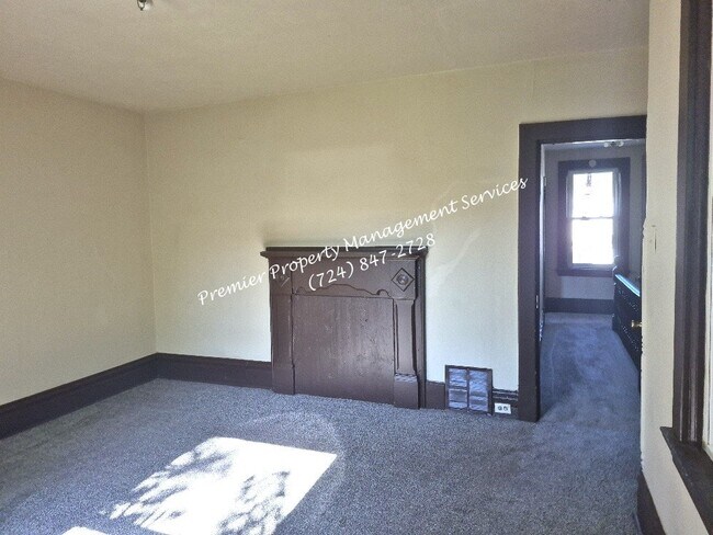 Building Photo - 1709 4th Ave