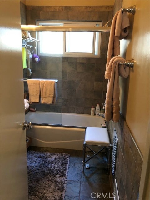 Building Photo - 285 Avenue 64