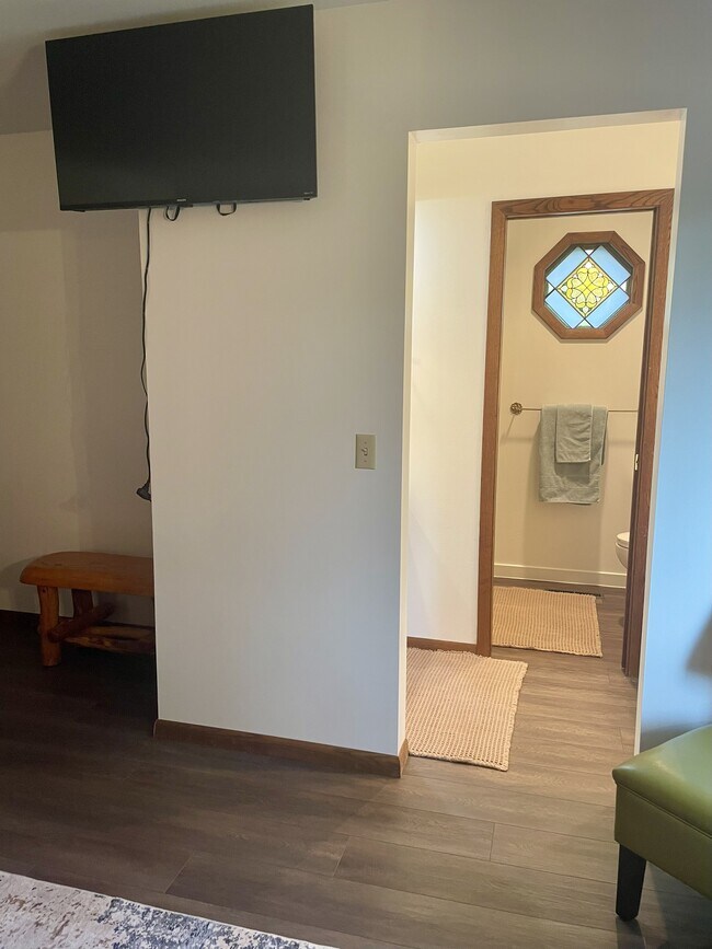 Building Photo - 3604 W Country Club Ln