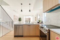 Building Photo - 6763 Lexington Ave