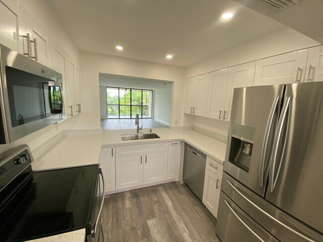 Building Photo - 6320 Boca Del Mar Dr