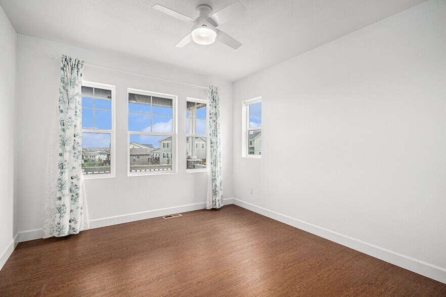 Building Photo - 100 Stinson Pl