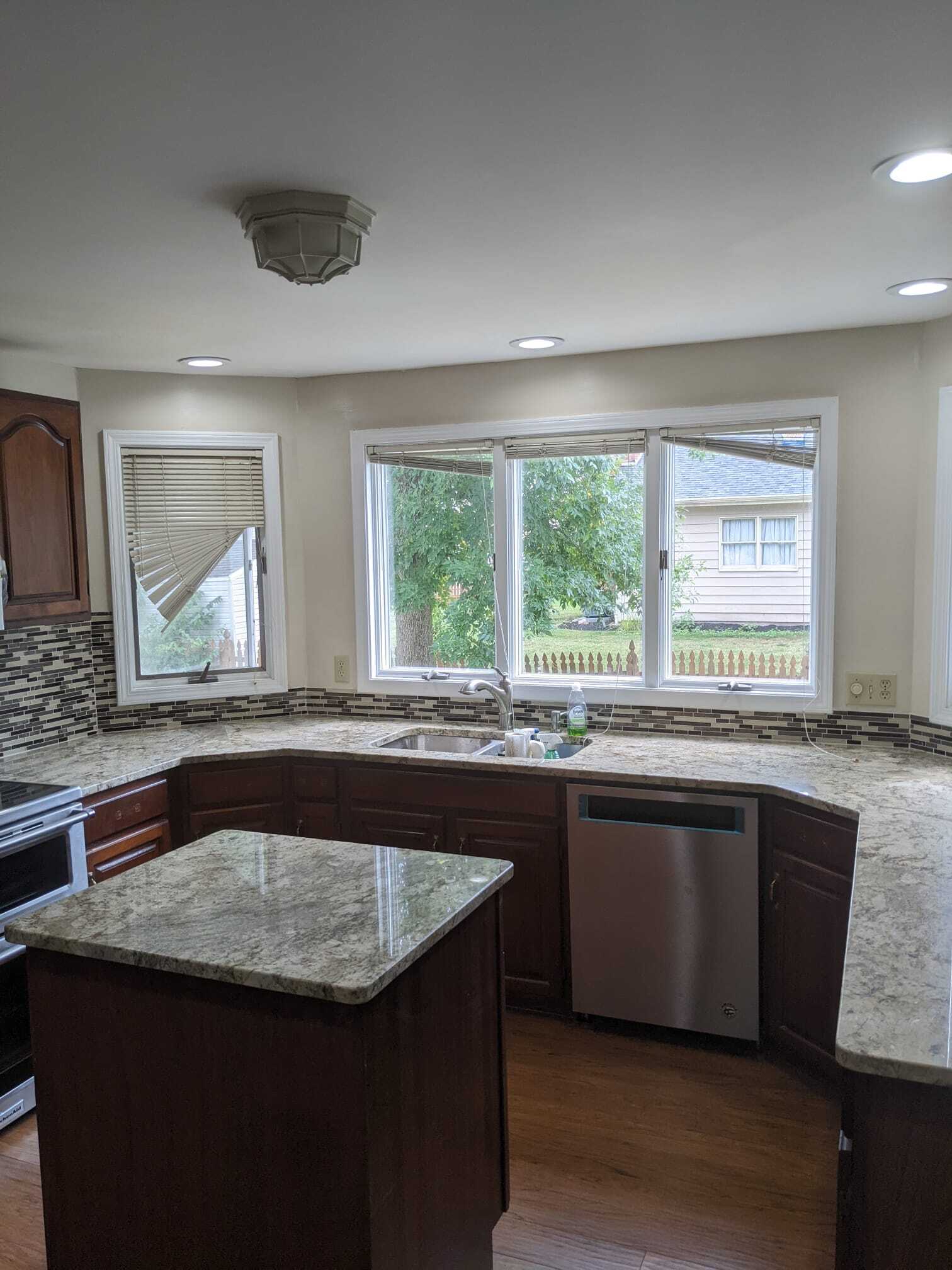 Building Photo - 19 Sandhollow Ct