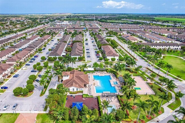 Building Photo - 11413 SW 252nd Ter