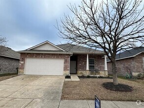 Building Photo - 814 Underhill Dr