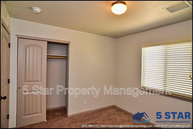 Building Photo - 703 Lt Joe Magellanes Rd