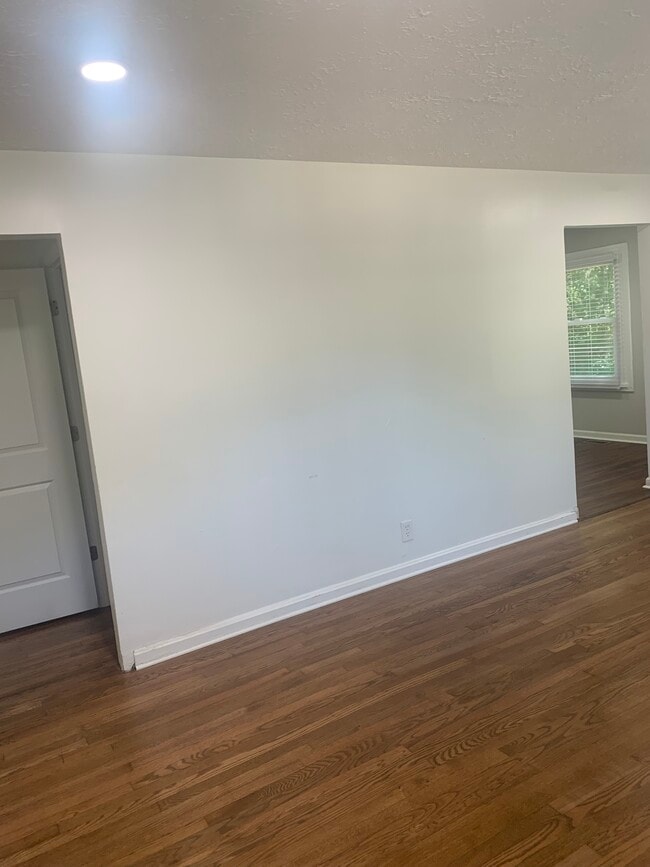 Building Photo - 2328 Johnson Ferry Rd NE