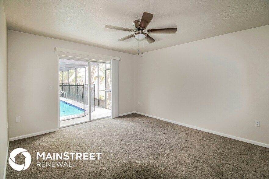 Building Photo - 4036 Montano Ave