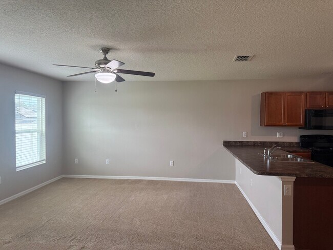 Building Photo - 1377 N Platte Ct