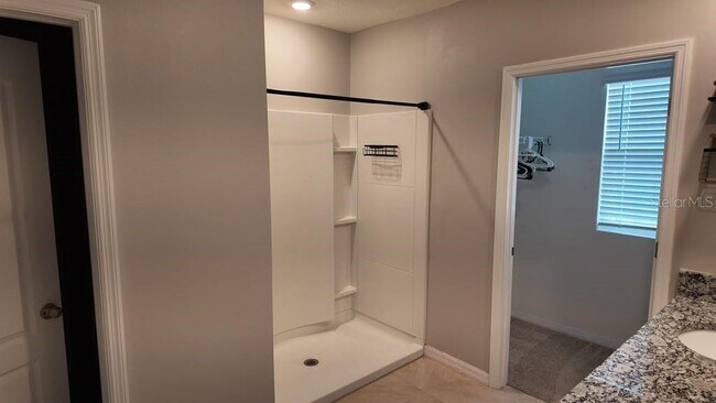 Building Photo - 11237 Amber Ridge Dr