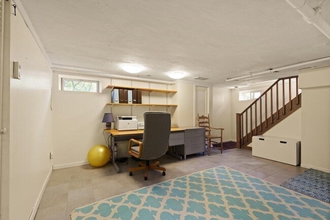 Building Photo - 12 Headland Way
