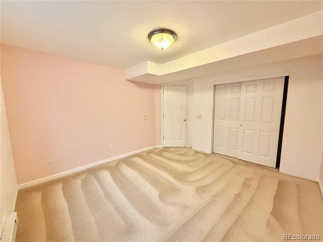 Building Photo - 7582 S Quemoy St