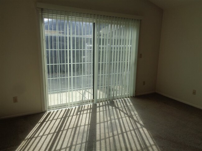 Building Photo - 1442 Zephyr Dr