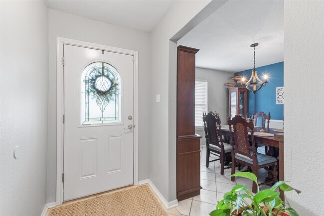 Building Photo - 105 Sweetgum Dr