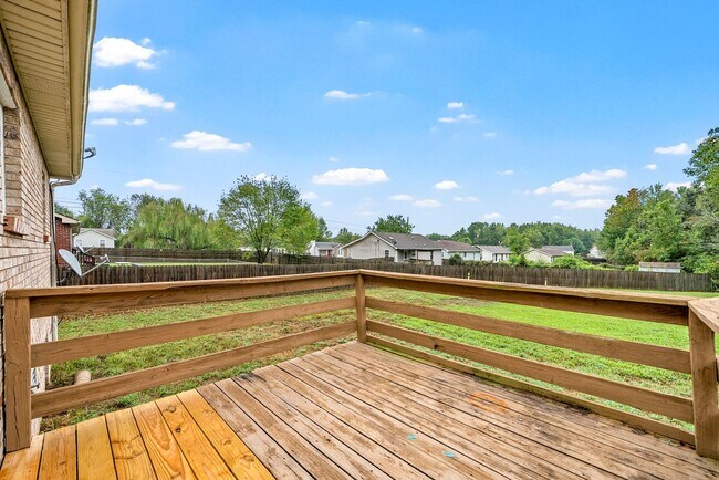 Building Photo - 1 Bedroom Pet Friendly Home For Rent Near ...