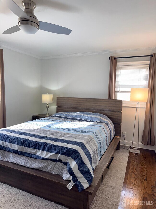 Building Photo - 27 Rector Ave