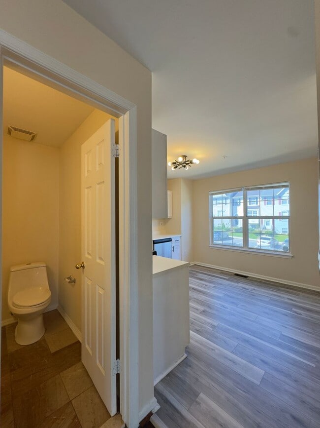 Building Photo - Charming 3 Bedroom/2.5 Bathroom Townhome in Randallstown, MD!
