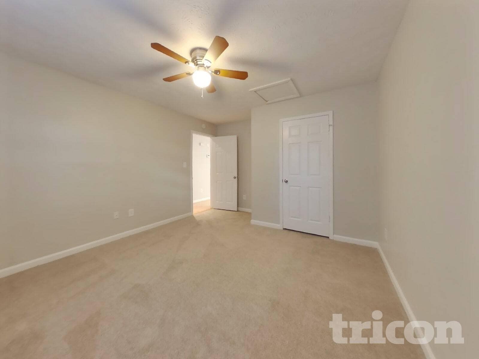 Building Photo - 2280 Lexington Way