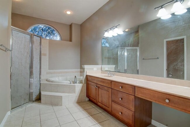 Building Photo - 8362 SW 11th Rd