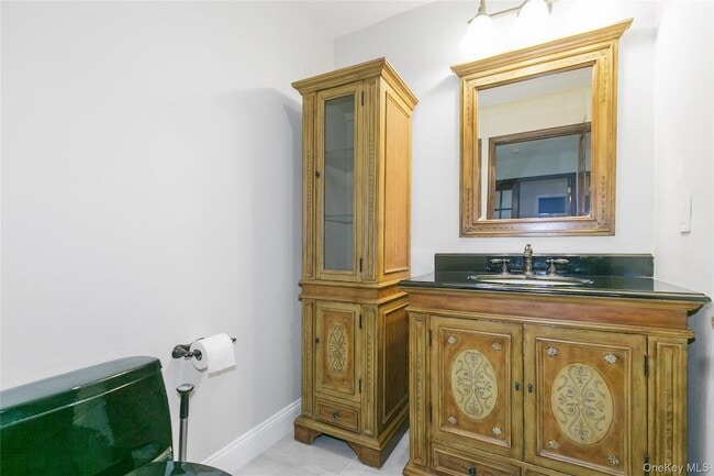 Building Photo - 1 Tiffany Cir