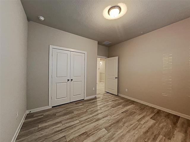 Building Photo - 1325 Creekbank Dr