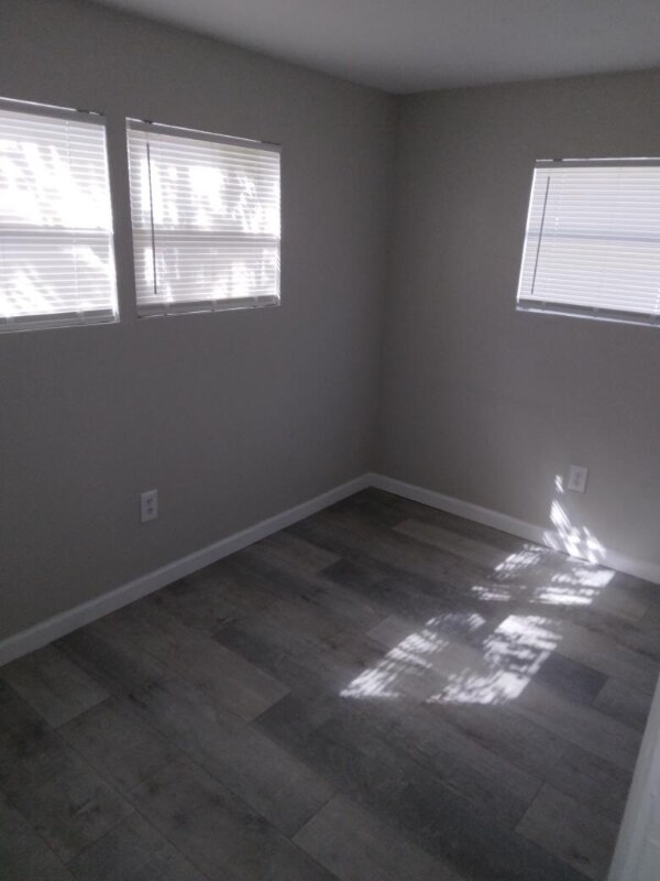 Building Photo - 15101 N 15th St