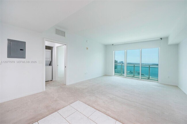 Building Photo - 951 Brickell Ave
