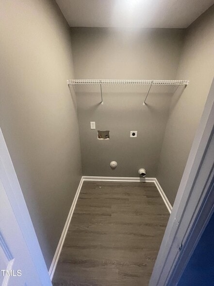 Building Photo - 4201 Beacon Crest Way