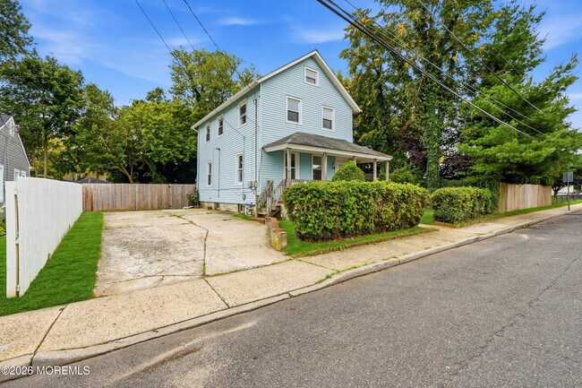 Building Photo - 236 Seaview Ave