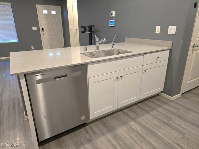 Building Photo - 487 Waterfall Cv Ct