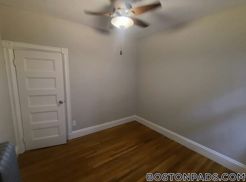 Building Photo - 900 Massachusetts Ave